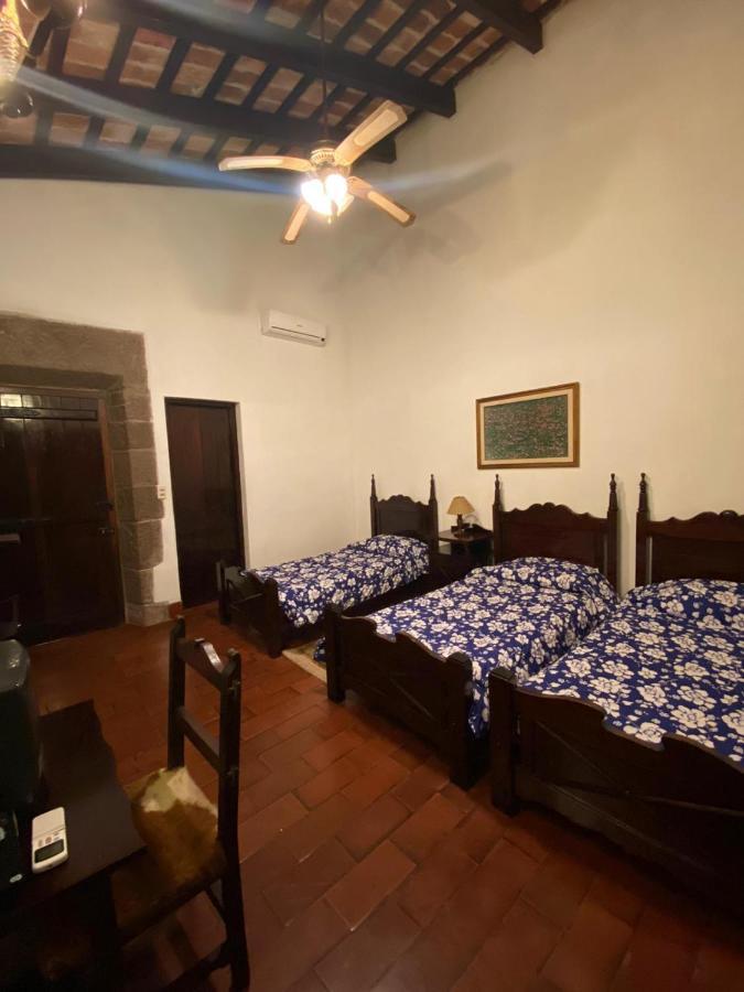 Dieciocho de Julio Hosteria Fortin De San Miguel מראה חיצוני תמונה